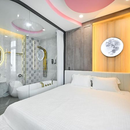 Lotus Airport Hotel Saigon Хошимин Экстерьер фото