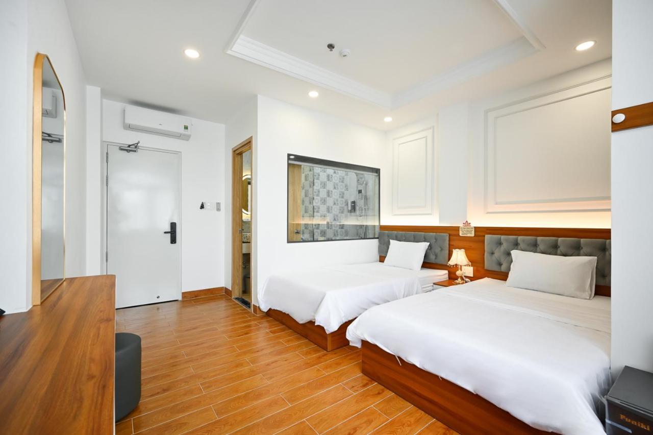 Lotus Airport Hotel Saigon Хошимин Экстерьер фото