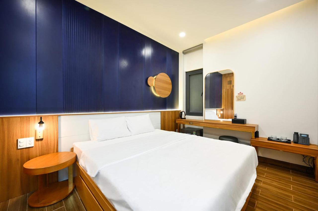 Lotus Airport Hotel Saigon Хошимин Экстерьер фото