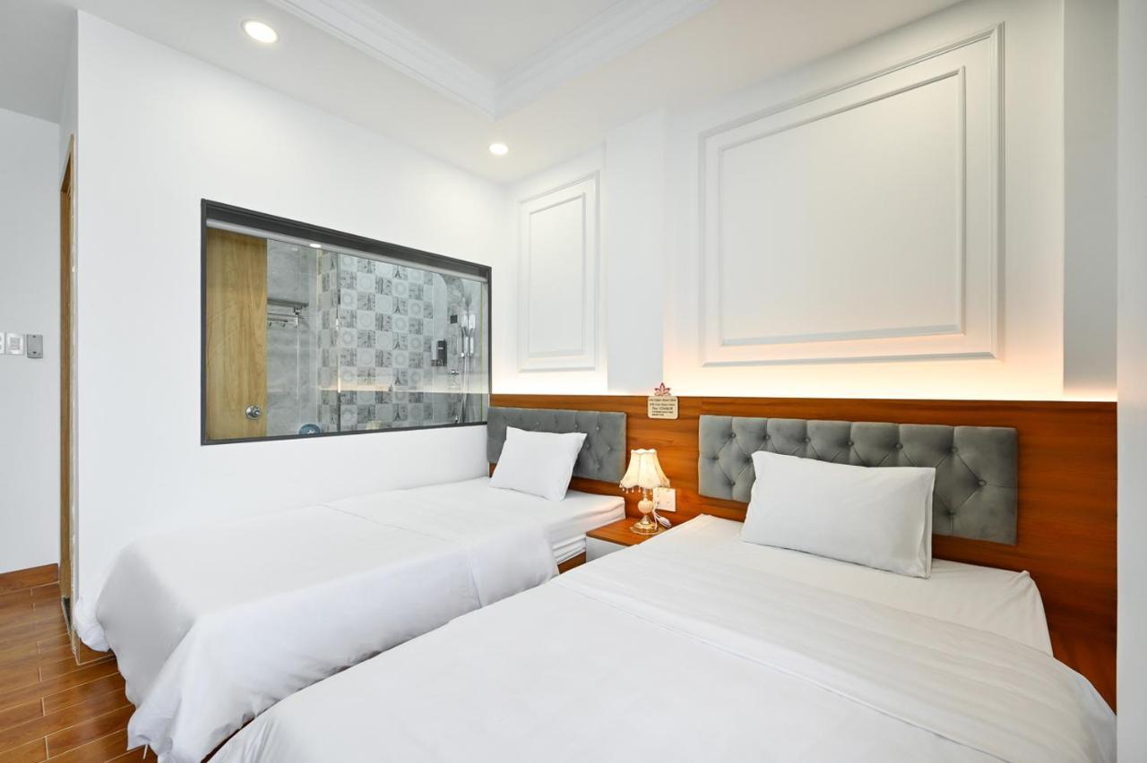 Lotus Airport Hotel Saigon Хошимин Экстерьер фото