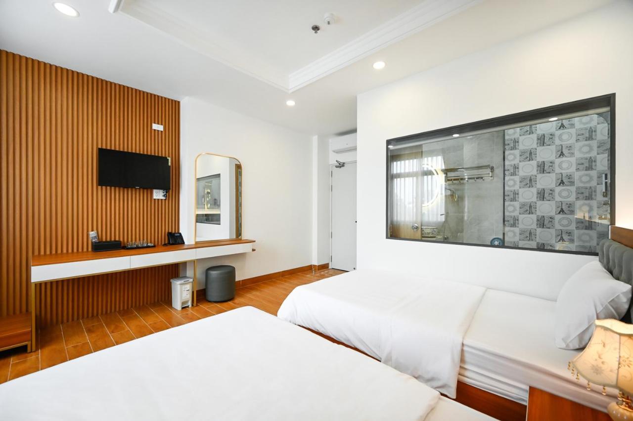 Lotus Airport Hotel Saigon Хошимин Экстерьер фото
